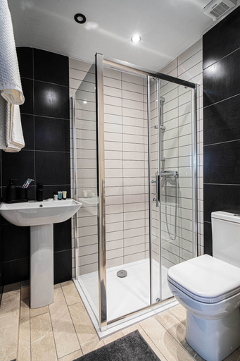 Bathroom 4, Hotel Liv, Birmingham