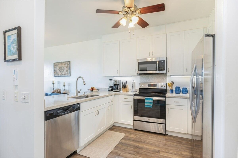Private kitchen 4, Emmalani Court 314 2 Bedroom Condo, Kauai