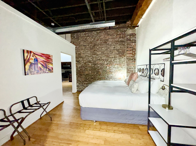 Interior 2, Nashville Rock, Davidson