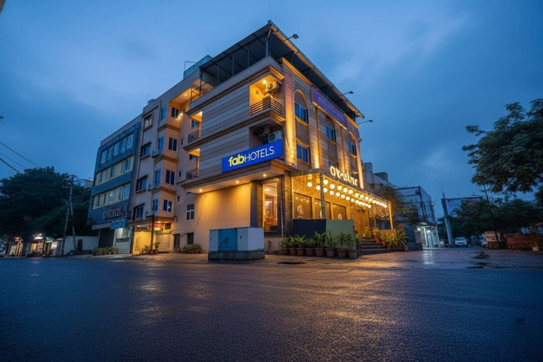 Exterior & Views 2, Fabhotel Uday Vilas, Indore