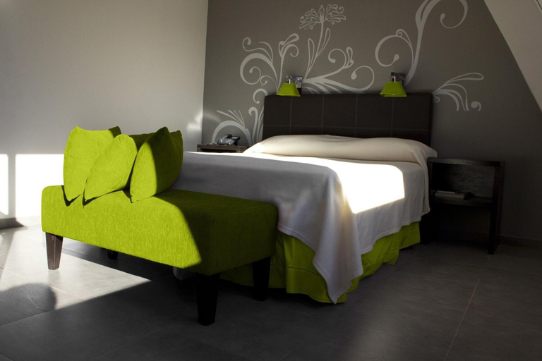 Bedroom, Neu 354, Confluencia