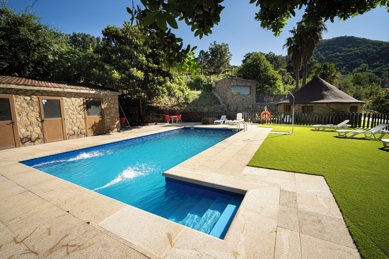 Pool, ALBERGUE EL SOLITARIO, Cáceres