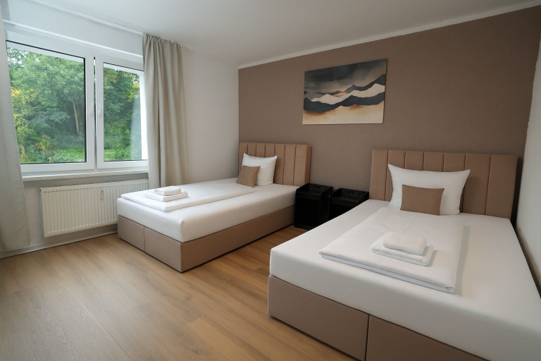 Room 2, SHIN APARTMENTS, Essen