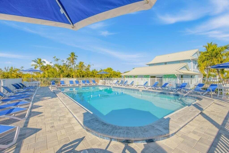 Pool 3, Seashells Unit 10 2 Bedroom Condo, Lee