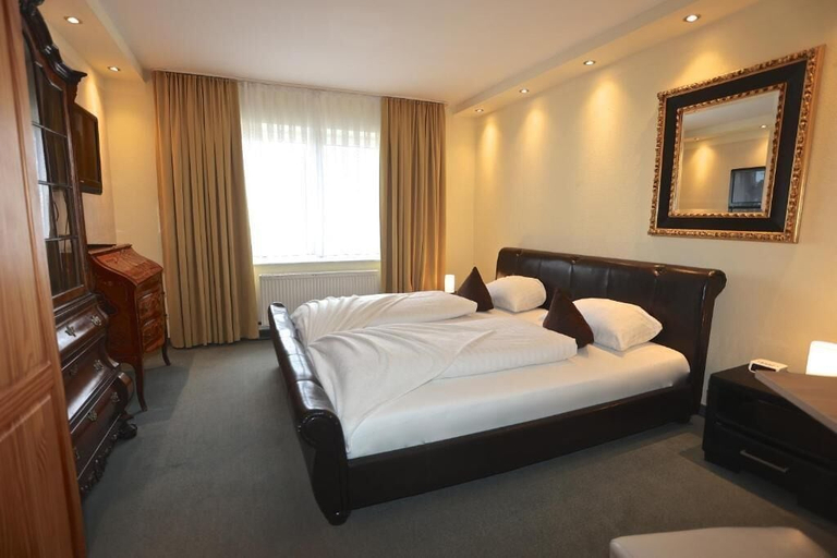 Bedroom 3, Carea Harz Hotel Allrode, Harz