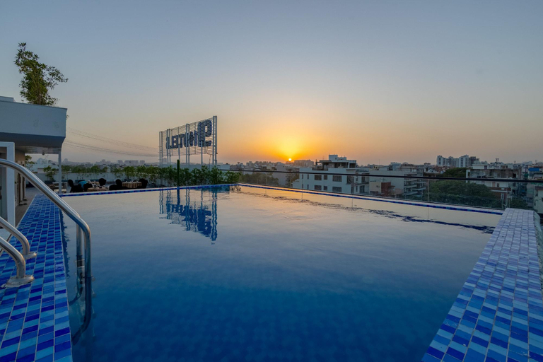 Sport & Beauty 2, Hotel 91 City Centre Sector 52, Gurgaon