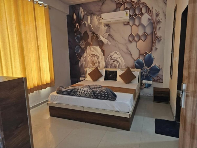 Room 4, Hotel Shree Govind Dev, Sikar