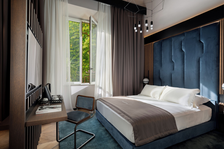 Room 5, Arts & Crafts Luxury Suites by Amalia, Florence