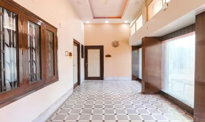 Public Area 2, Via Harmony, Kaushambi