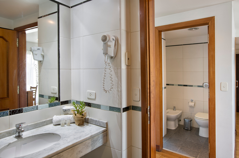 Bathroom 3, Hotel 525 Embajador, Distrito Federal
