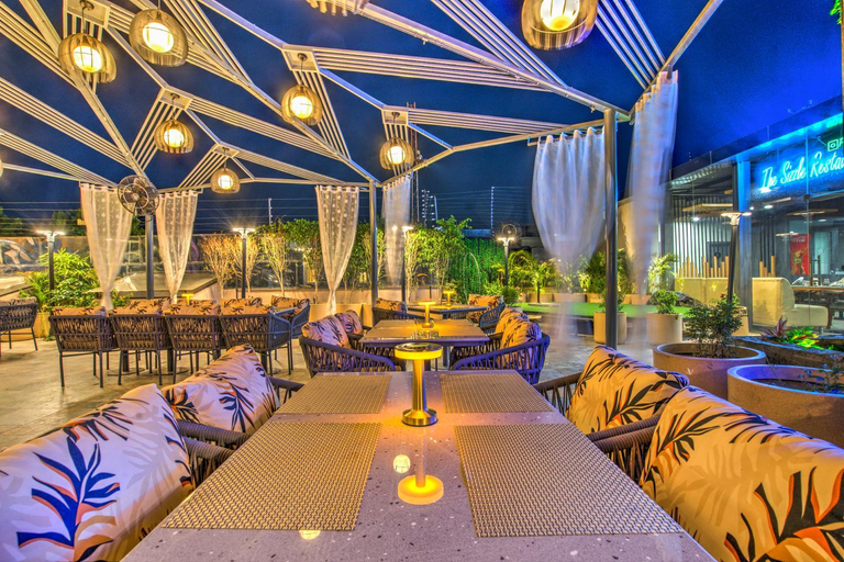 Food & Drinks 4, Clubhouse Hotel Ayodhya by CheckIn, Faizabad
