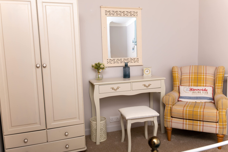 Room 3, Host Stay Sea View Cottage, North Yorkshire