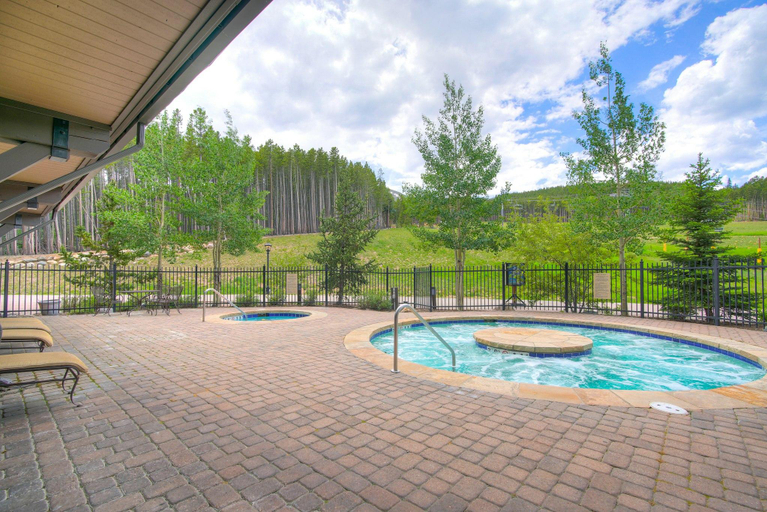 Sport & Beauty 2, Crystal Peak Lodge By Vail Resorts, Summit