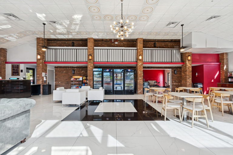 Food & Drinks 5, Ramada by Wyndham Temple Terrace/Tampa North, Hillsborough