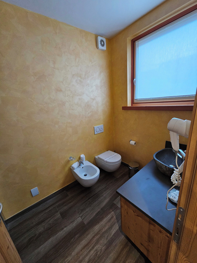Bathroom 2, CHALET LA RUGIADA, Sondrio