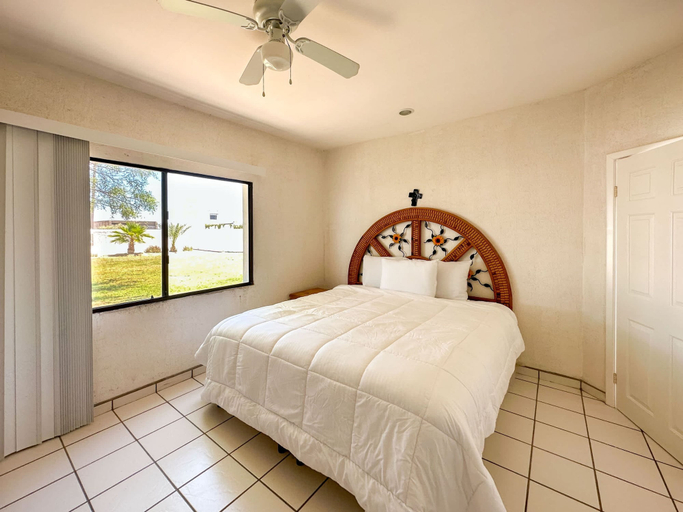 Room 3, Quiet Mexican-style Getaway With Spacious Patio, Puerto Peñasco