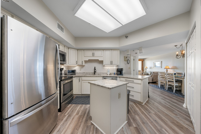 Others 5, Bluewater 902, Baldwin