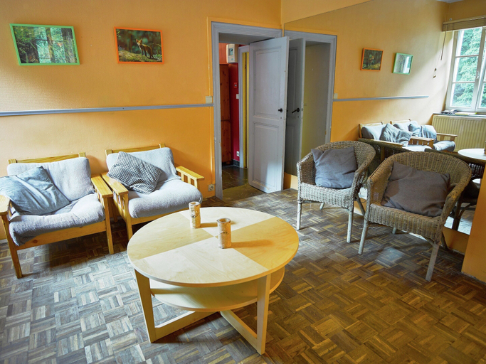 Others 5, Spacious Family Home, Sosoye, Namur