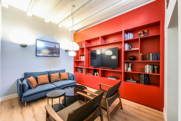 Living area 2, Amazinn Madrid Plaza Mayor Collection II, Madrid