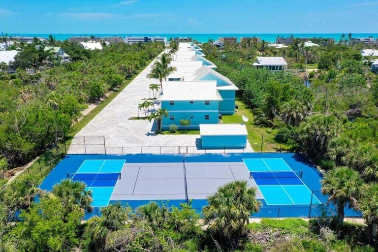 Sport court 3, Seashells Unit 16 2 Bedroom Condo, Lee