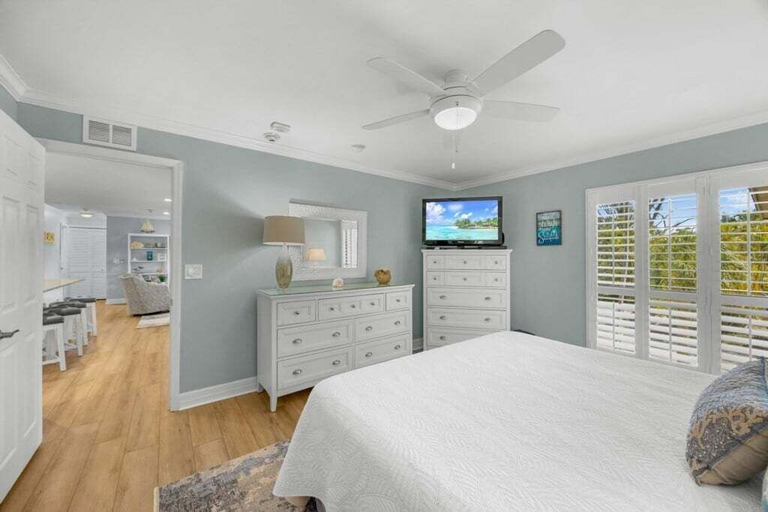 Room 4, Blind Pass Unit G201 2 Bedroom Condo, Lee