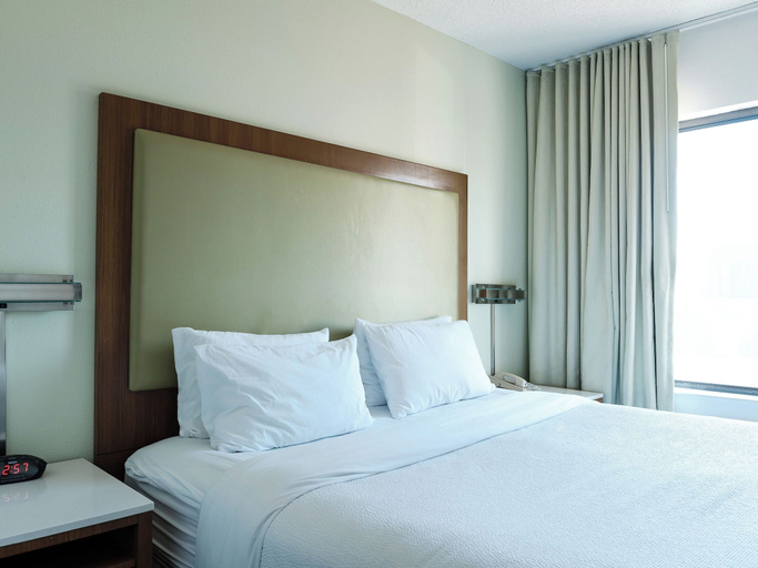 Bedroom 3, The Beacon Charlotte Airport, Mecklenburg
