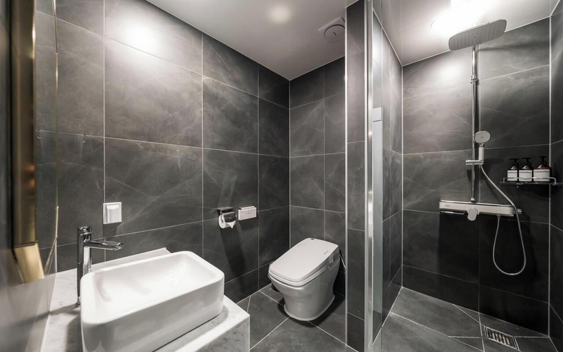 Bathroom 4, Incheon Hound New Town Branch, Gimpo