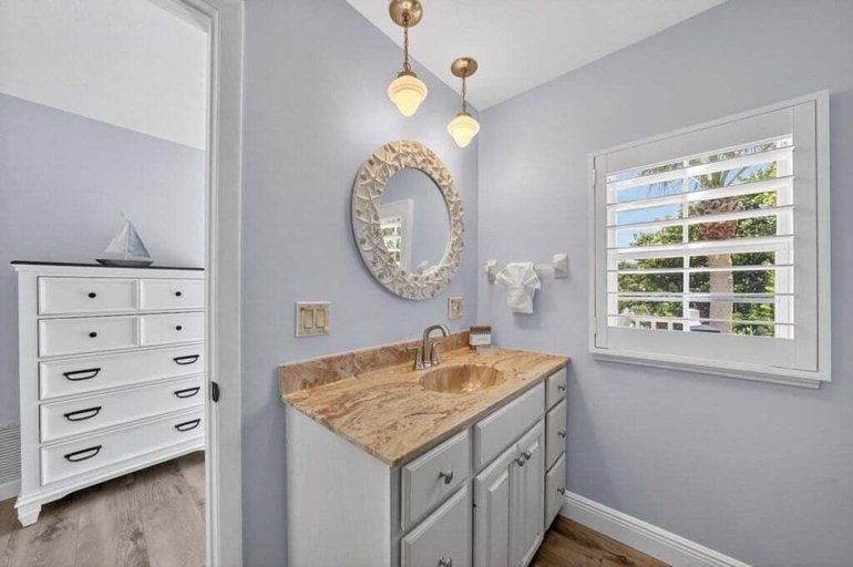 Bathroom 3, Bird Of Paradise 4 Bedroom Home, Lee