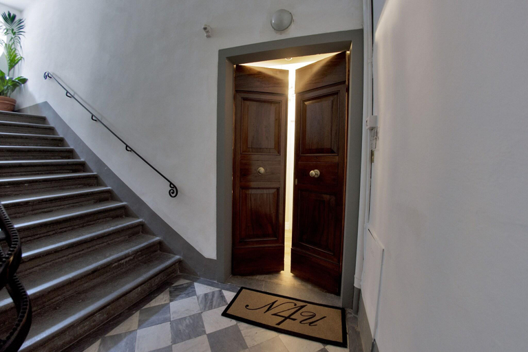 Exterior & Views, N4U Guest House, Florence