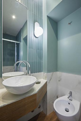 Bathroom 4, Dem Hotel, Rome