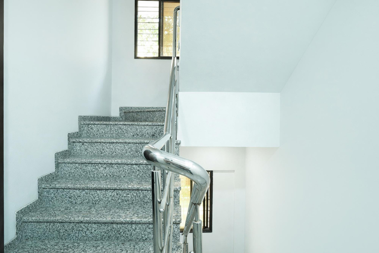 Lobby 4, Via The Business, Pune