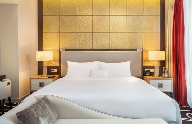Bedroom 5, Waldorf Astoria Berlin, Berlin