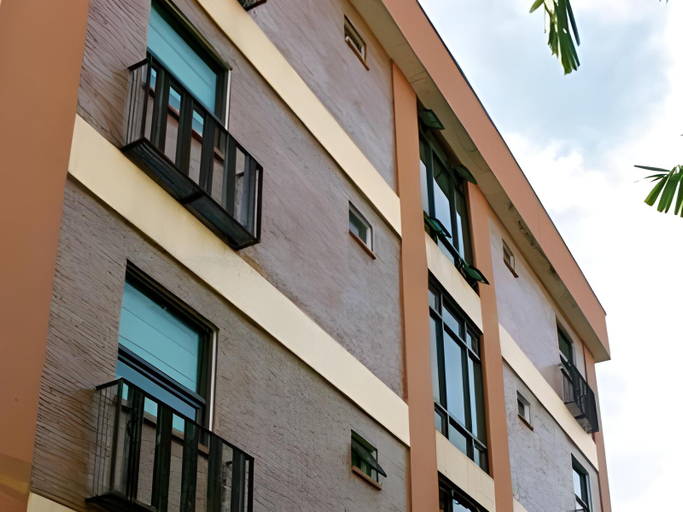 Exterior view 4, The Lyric Apartelle, San Juan