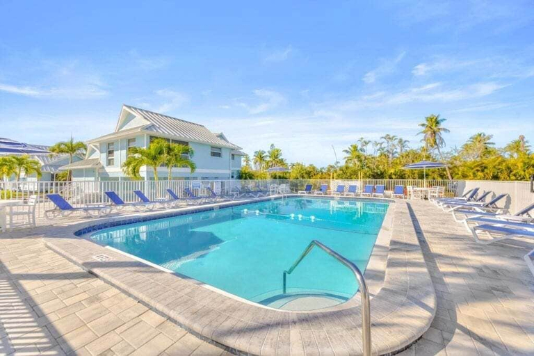 Pool 4, Seashells Unit 44 2 Bedroom Condo, Lee
