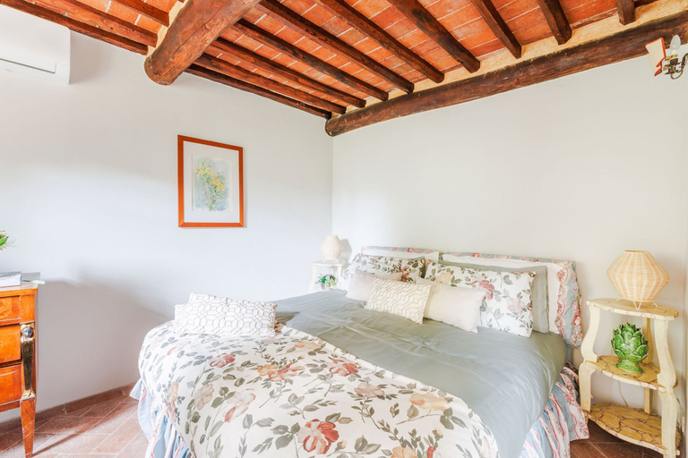 Room 5, Villa Morello Farmhouse, Lucca