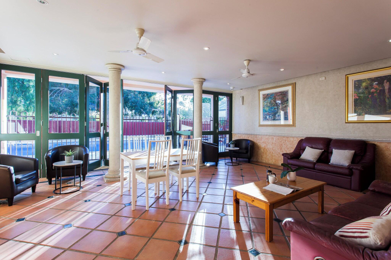Public Area 3, Kings Park Motel, Perth
