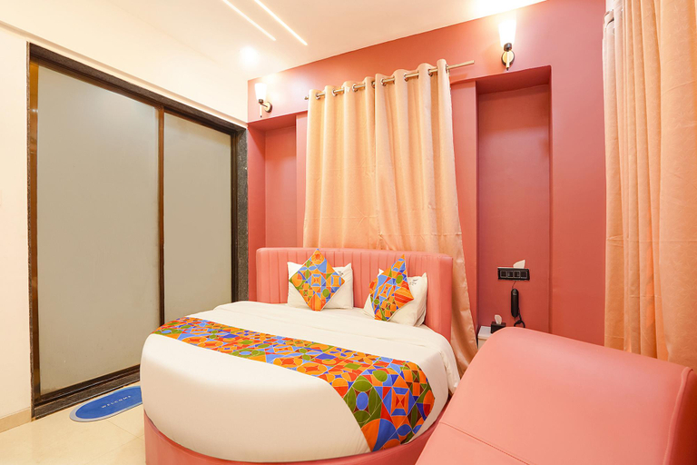 Bedroom 5, Via The Business, Pune