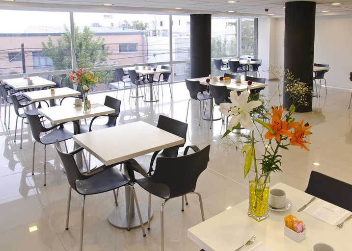 Food & Drinks 4, Neu 354, Confluencia