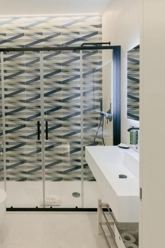 Bathroom 2, Il Pumo Apulian Rooms Bari Calefati 141, Bari