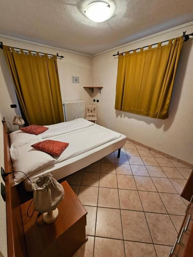 Bedroom 2, CHALET LA RUGIADA, Sondrio