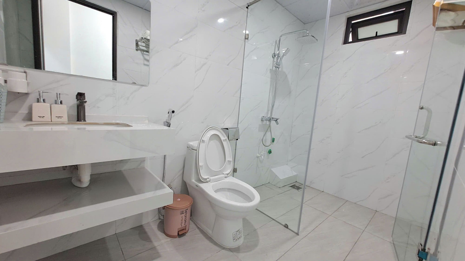 Bathroom 3, HT Airport Inn, Sóc Sơn
