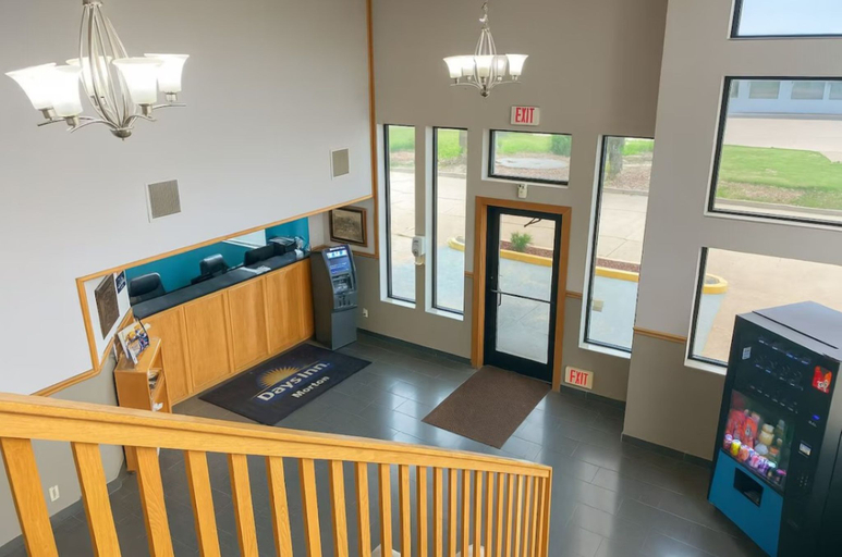 Public Area 3, Days Inn by Wyndham Morton, Tazewell