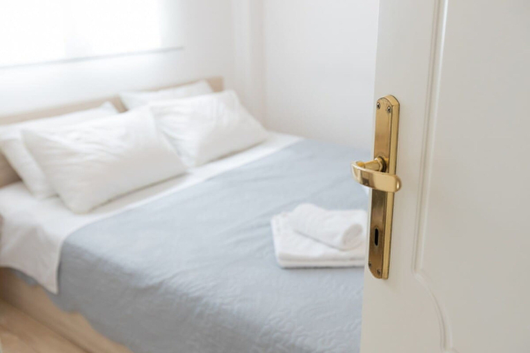 Room 2, Le Plaza Modern Escape Near Thessaloniki Center, Central Macedonia