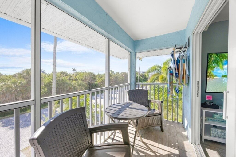 Interior 3, Seashells Unit 15 2 Bedroom Condo, Lee