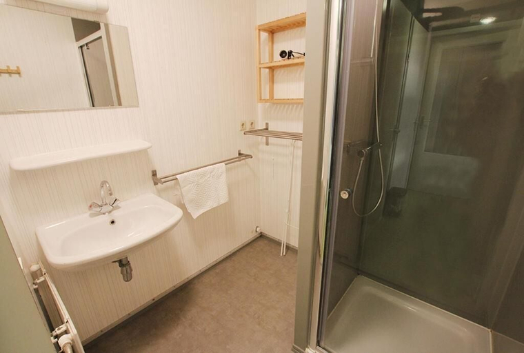 Bathroom 4, Amsterdam Farm Lodge, Amsterdam