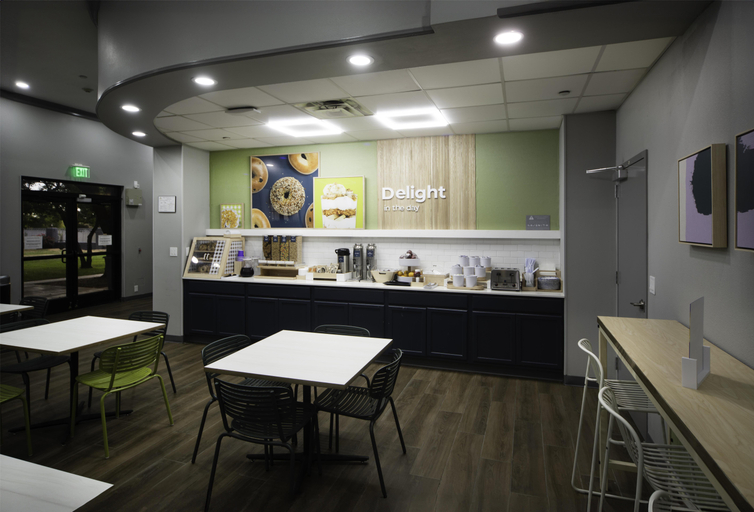 Food & Drinks 5, Spark by Hilton Amarillo East, Potter