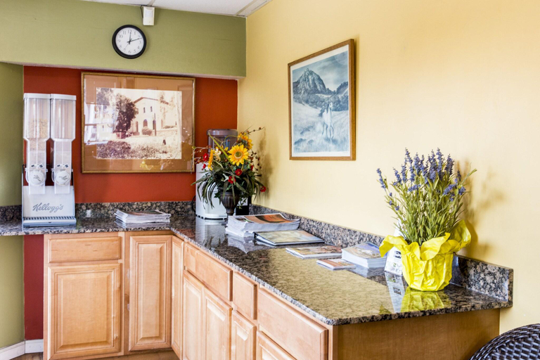 Others 4, San Luis Inn & Suites, San Luis Obispo