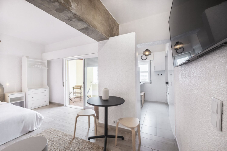 Living area 5, Equador Studios by Olala Homes, Cascais
