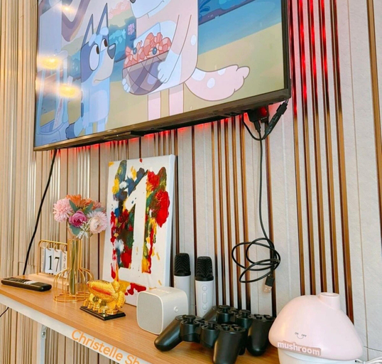 Television 3, 1BR Near MOA Balcony & Wi-Fi, Pasay City