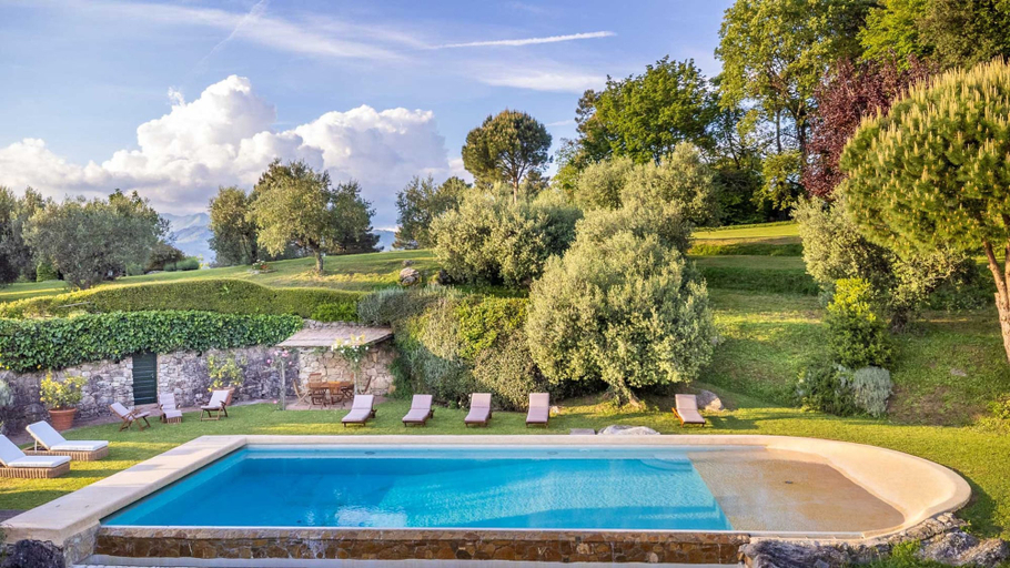 Room 4, Villa Morello Farmhouse, Lucca